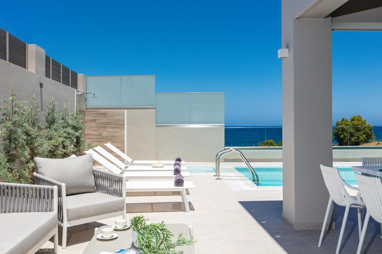 Lagoon Seaside Villa, Sumptuous Retreat,By Thinkvilla Pánormos Eksteriør bilde