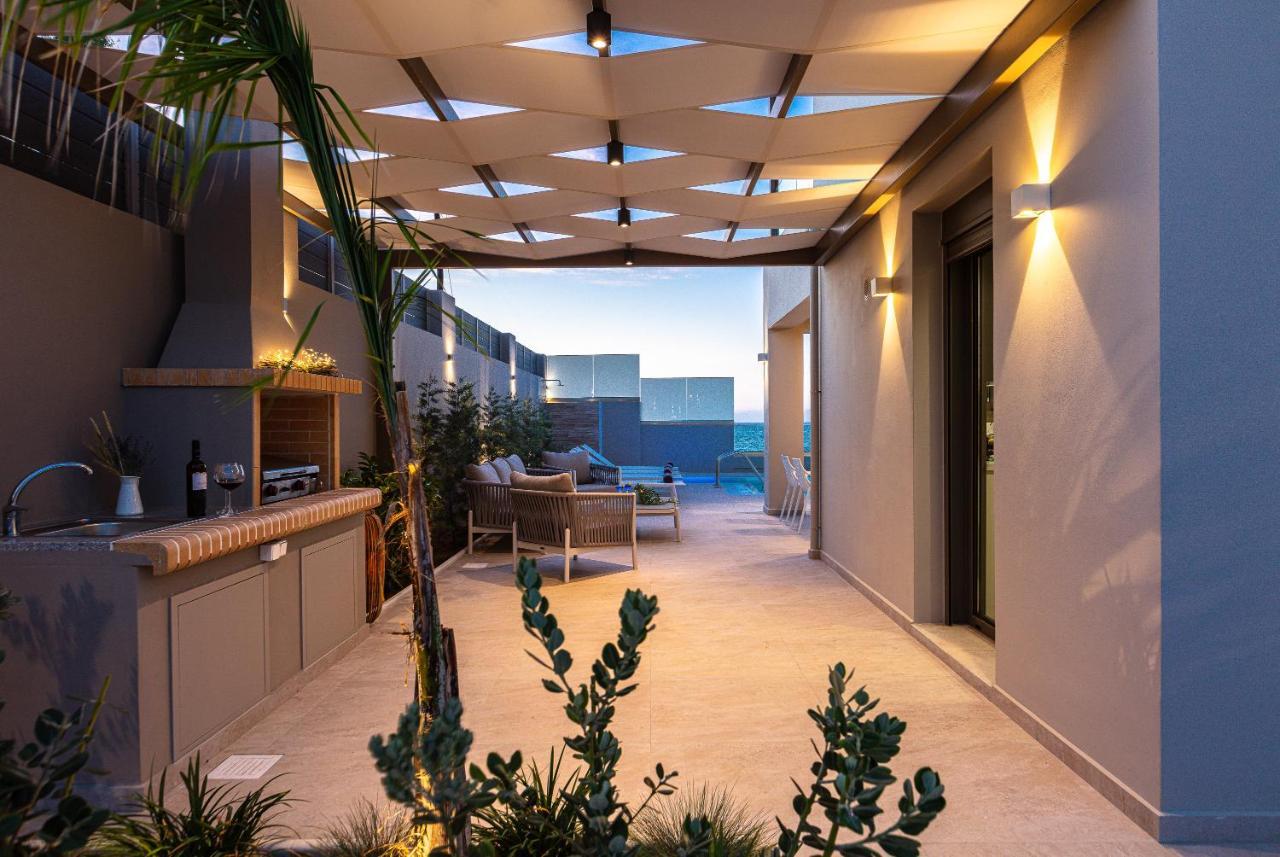 Lagoon Seaside Villa, Sumptuous Retreat,By Thinkvilla Pánormos Eksteriør bilde