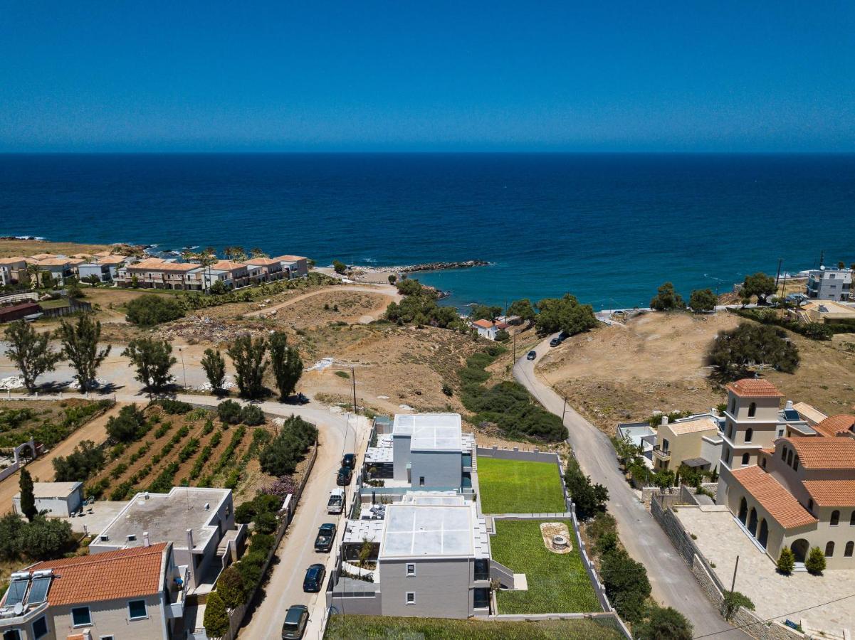 Lagoon Seaside Villa, Sumptuous Retreat,By Thinkvilla Pánormos Eksteriør bilde